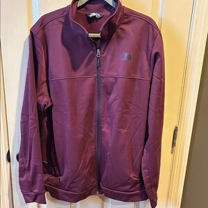The North Face Men's maroon Performance Jacket